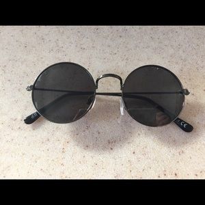 H&M Round sunglasses